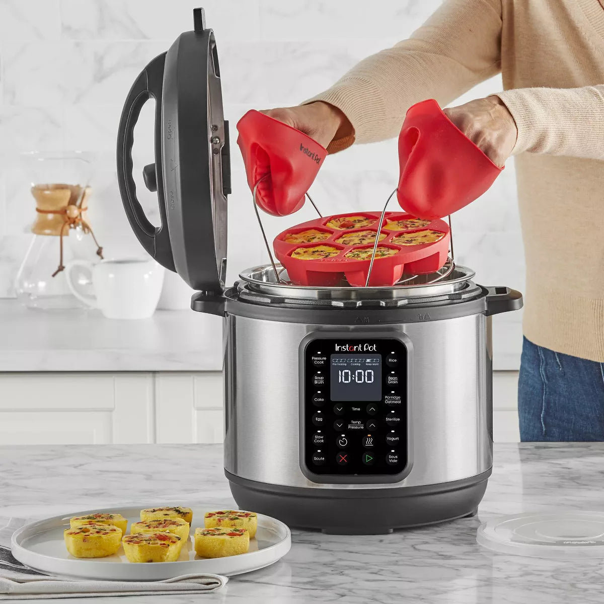 Instant Pot Pressure Cooker Bundle: Exclusive Bonus Silicone Pan with Lid