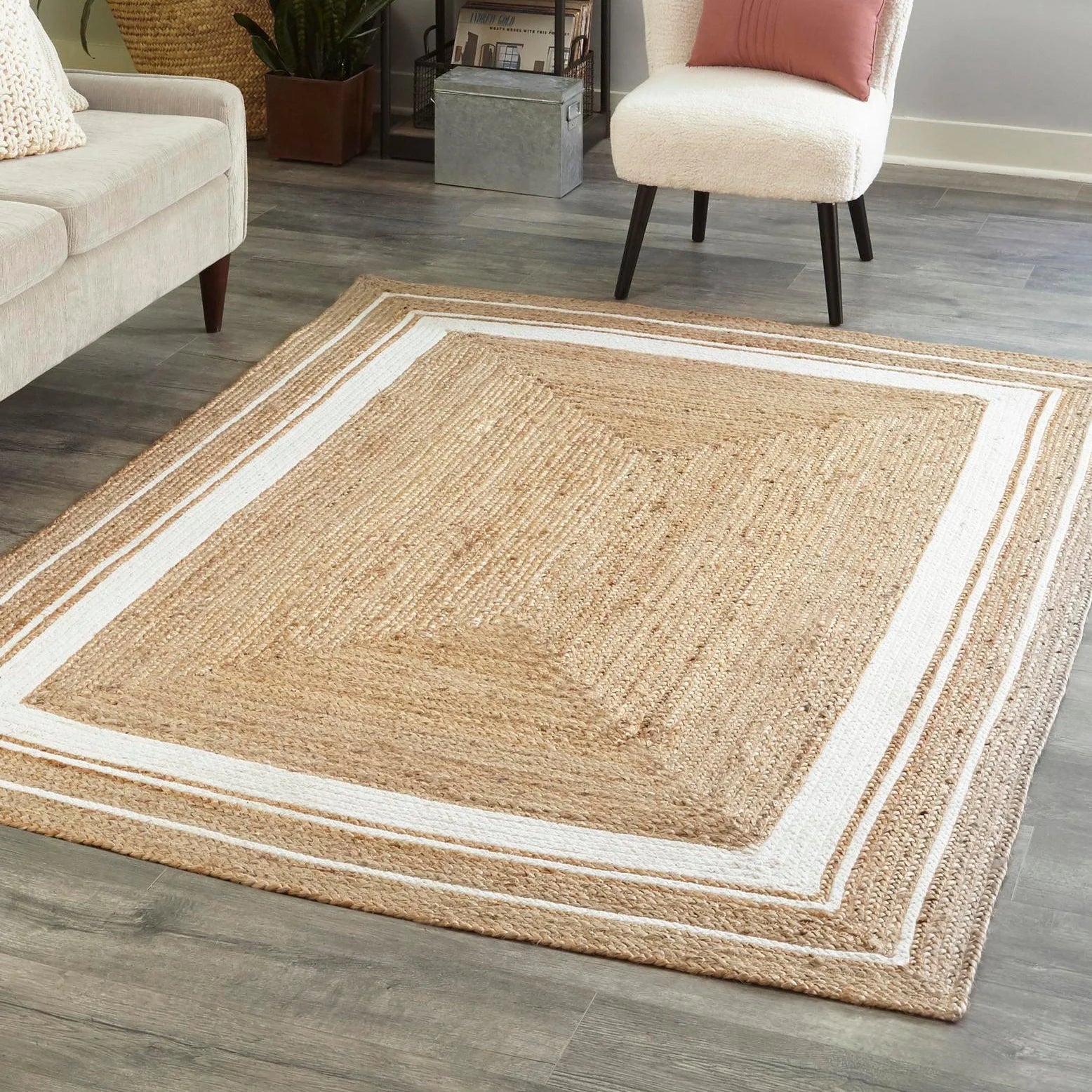 Braided Jute Collection Area Rug - Gujarat (8' round Natural and Navy Blue/Navy Blue)
